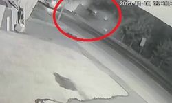 Otomobil ile çarpışan işçi servisi devrildi: 8 yaralı