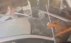 Fırına dalan otomobil ortalığı savaş alanına çevirdi