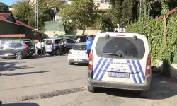 Kız arkadaşını silahla öldürüp intihar etti