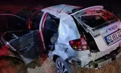 Kontrolden çıkan otomobil şarampole devrildi: 1 ölü, 3 yaralı