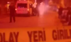 Oğlunu bıçakla yaraladıktan sonra kendisini ateşe verip, 6'ncı kattan atladı
