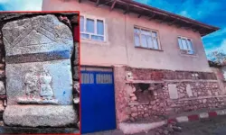 Evin duvarındaki tarihi eseri çalıp tahrip eden muhtar tutuklandı