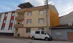 Balkonda oynarken düşen 2 yaşındaki Veysel ağır yaralandı