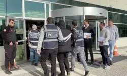 140 bin dolarlık dolandırıcılık; 3'ü çocuk 5 şüpheli yakalandı