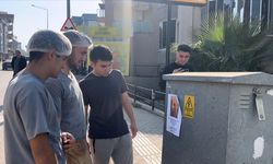 Fotoğrafı gören uzun uzun baktı