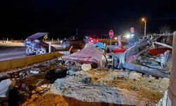 Afşin'de Fiat Tofaş ikiye ayrıldı: 2 yaralı