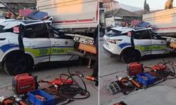Polis aracı tıra arkadan çarptı: 1 şehit, 1 ağır yaralı