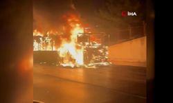 Belediye otobüsü alevlere teslim oldu