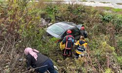 Üç tekerlekli araç ile otomobil çarpıştı: 2 ölü, 1 yaralı