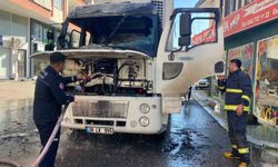 Alev alan kamyon kullanılamaz hale geldi