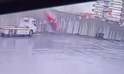 Otomobil köprülü kavşaktan uçtu: 2 yaralı