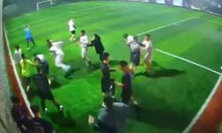 Halı sahada tekme-tokat kavga