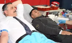 Öğrenci polisler kan ve kök hücre bağışladı