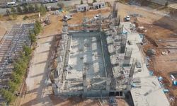 Afşin Kapalı Yüzme Havuzu yeniden yükseliyor