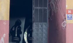 Korkutan yangın: 4 kişi hastaneye kaldırıldı