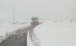 Büyükşehir’den Kesintisiz Kar Mesaisi