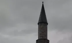 Ayasofya Camii, Mimar Sinan Minaresinin alemi düştü