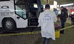 Yanlış vitese alınan otobüs, yedek şoför ile muavine çarptı; 1 ölü, 1 yaralı