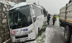Otobüs, yol kenarındaki kazazedelere çarptı; 1 ölü, 3 yaralı