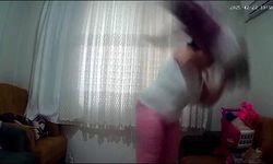 1 yaşındaki bebeğe annenin uyguladağı şiddet güvenlik kamerasıyla ortaya çıktı