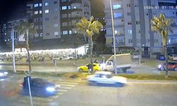 Yayaya yol vermek isterken zincirleme kazaya neden oldu