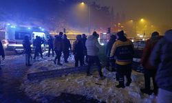 Kahramanmaraş'ta otomobil köprüden uçtu 1’i ağır 4 kişi yaralandı