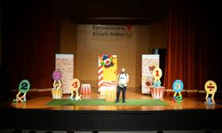 Kahramanmaraş’ta Çocuk Tiyatrosu Hava Muhalefetine Takıldı