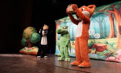 Büyükşehir, “Sevimli Dinozor Dobizor” ile Minikleri Sanatla Buluşturdu