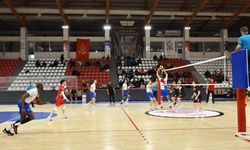 Namağlup liderliğini sürdüren Onikişubat Belediyespor Voleybol Takımı’na MADO dopingi