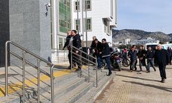 Köy kuşatıldı, katiller ile onlara yardım edenler yakalandı