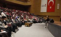 Onikişubat Belediyesi’nin YKS ve KPSS Kazandıran Taktikler Kampı yoğun katılımla başladı