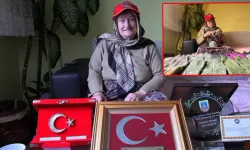 İlmek ilmek vatan sevgisi; TSK'dan 'Hamide anne'ye vefa plaketi