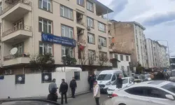 İfade vermeye gitti, polisin belindeki silahı alıp kendini vurdu