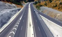 Kar nedeniyle kapanan Kayseri-Kahramanmaraş kara yolu yeniden ulaşıma açıldı