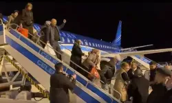 Bakü-Nahçıvan uçağı 71 yolcusuyla Iğdır’a indi