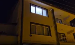 Babanın çatıdan attığı inşaat demiri, engelli oğlunun ölümüne neden oldu