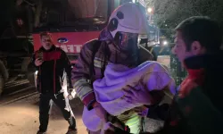 Yangın çıkan apartmanda can pazarı: 30 kişiyi itfaiye kurtardı