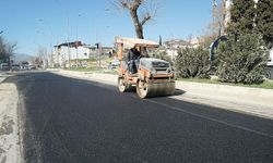 Rafet Efendi ve Av. Mehmet Ali Kısakürek Caddelerinde Asfalt Onarımı