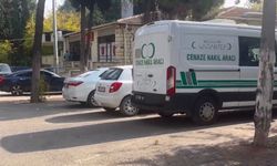 Gaziantep’te otomobil tıra arkadan çarptı: Baba-oğul hayatını kaybetti