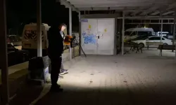 İki genç kız bıçaklı kavgada birbirlerini yaraladı