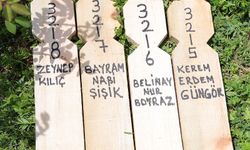 Saldırıda hayatını kaybeden 4 sınıf arkadaşı yan yana toprağa verildi!