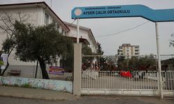 Okul saldırısında 2 kurşunun isabet ettiği Sudenaz, camdan atlayıp kurtulmuş