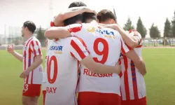 İstiklalspor 3 Golle Play-Off’u Garantiledi