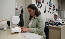 Büyükşehir'in Meslek Edindirme Kursları’nda Kadınlar Hem Öğreniyor Hem Üretiyor