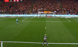 İşte Galatasaray-Fenerbahçe Derbisinde Kaçan Penaltı, Tıkla izle!