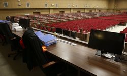 Öğretmenini bıçaklayarak öldüren lise öğrencisi hakkında 126 yıla kadar hapis istemi