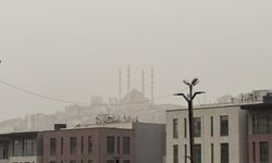 Kahramanmaraş’ta Yoğun Sis ve Sağanak Yağış Etkili Oluyor