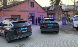 Nafaka anlaşmazlığı yüzünden eşinin evine kurşun yağdıran koca yakalandı