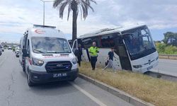 Şehirlerarası yolcu otobüsü Çevreyolu’nda refüje çıktı: 1 yaralı
