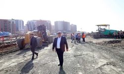 Başkan Akpınar Doğukent Mahallesinde Devam Eden Çalışmaları Yerinde İnceledi
